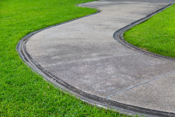 Concrete Sidewalk Construction in La Quinta